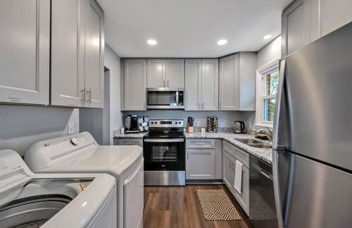 Downtown Gem, 2 Kings, 1 Queen, Newly Renovated - Foto 7