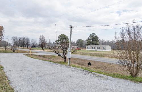 3 bed 2 bath with office room-with futon bed on Weiss Lake - with community ramp & dock - Photo 37