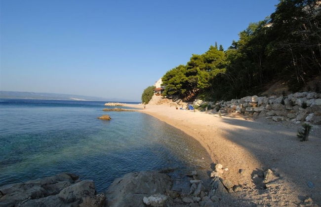 Neve - 100 m From Pebble Beach - A1 - Photo 11