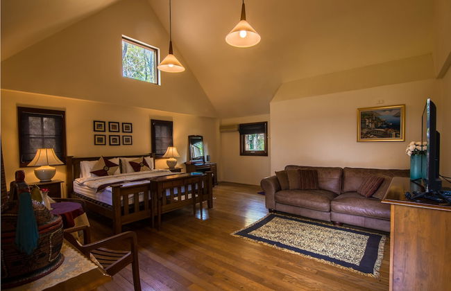 Teakwood Villa - Photo 4