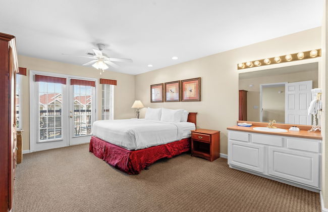 Grand Crowne Resort - Photo 33