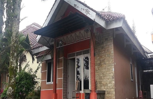 Villa Kota Bunga Tulip - Photo 33