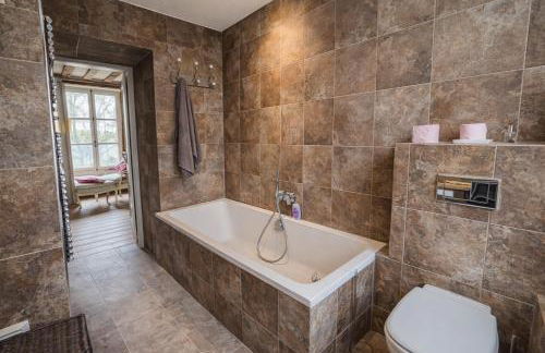 Le manoir de Saint-Ouen avec piscine chauffée intérieure - Foto 15