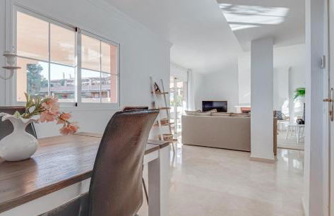 Center beach 2 beds Appartement Elviria - Photo 24