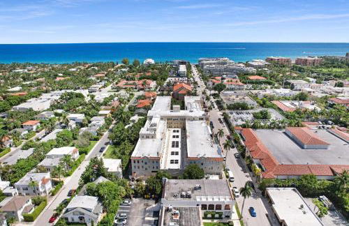 2BR Beachside Retreat with Pool - Foto 22