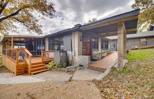 Waterfront StoneHaven at Reed Point with Swim Spa! - Foto 35