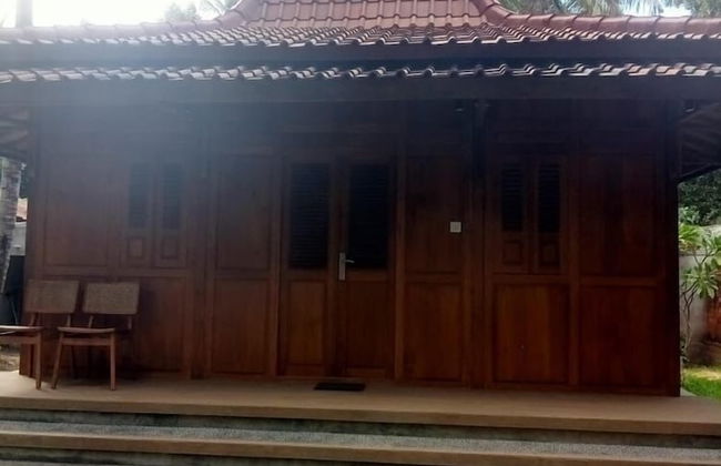 Villa Lova Sambirenteng - Foto 15