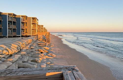 Out To Sea - Oceanfront 2 Bedroom, 2 Bath Condo - Foto 10