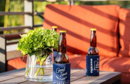 Silverlake Sunset Treehouse • Art-Filled Escape w Jacuzzi Sauna AvantStay - Foto 34