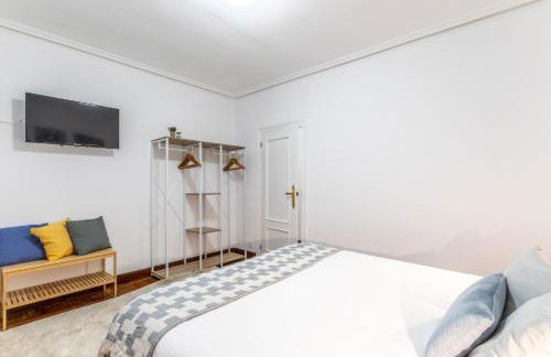 1 parada al Casco Viejo, 1 min en metro - Santutxu - Foto 12