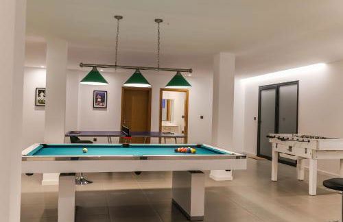 A&M House II Luxury Holidays Home - Photo 7