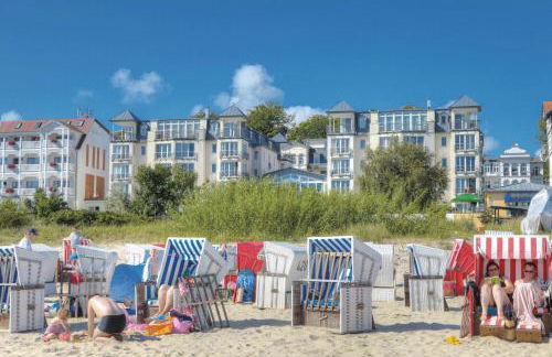 SEETELHOTEL Ostseeresidenz Bansin mit Pool und unmittelbarer Strandnähe - Photo 1