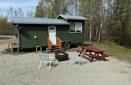 Tiny Home at Bear Mountain -Only 25 Min from Anchorage, Great Central location-Cute & Comfortable - Foto 8