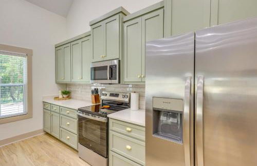 Walk to The Fields at 17 Springs Millbrook Home! - Foto 5