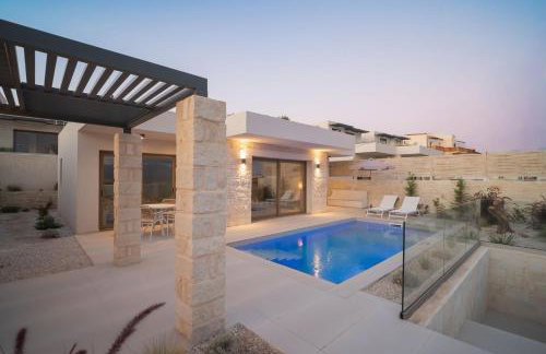 Villas Marathi Dyo, Chania Private Pool Stylish Adults-Only Escape - Foto 1