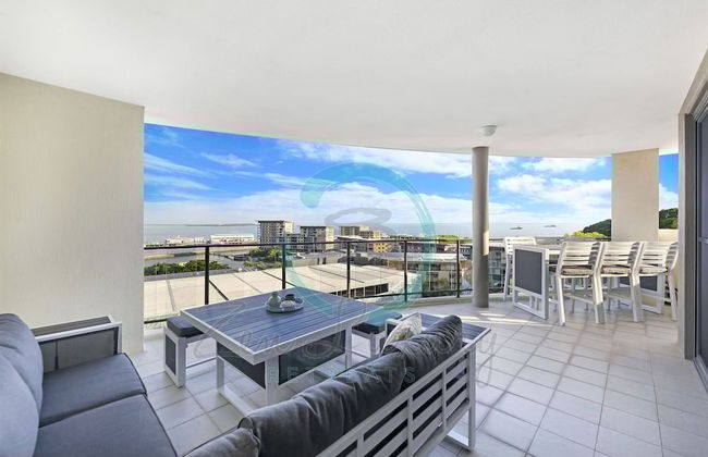 Zen Arkaba 3BR Luxury Waterfront Apt Pool BBQ - Foto 1