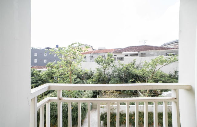 Contemporary Near Cihampelas at Parahyangan Residence Apartment - Photo 44