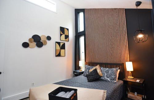 Bool Bear Lodge a pet friendly Pocono Vacation Home with Fireplace, BBQ and more - Foto 30