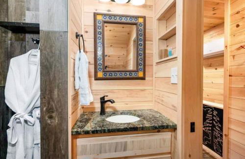 5 Acre Estate with Power and Water, MTR Option Also - Foto 22