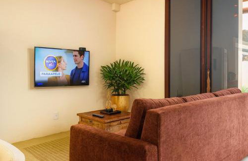 Casa Privativa 2 Quartos em Condomínio, Suite com Cama King e Closet, Quarto de Casal, Ar, Wi-Fi, Cozinha Completa e Garagem - Foto 21