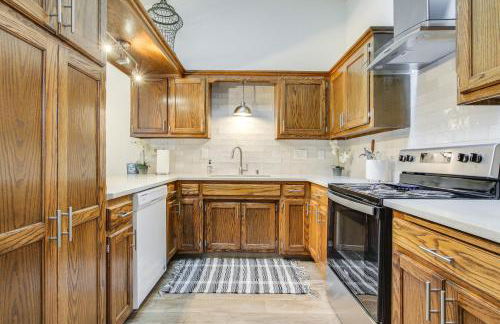 Near Medical Corridor Whimsy Wisconsin Duplex - Foto 11