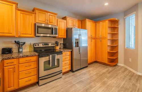 Extensive 2BD - ASU - Sloan Pk - WD - Parking - Sleeps 8 - Foto 26