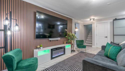 Pool Table, Arcade, Darts, 3 Car Garage, Sleeps 20 - Photo 5