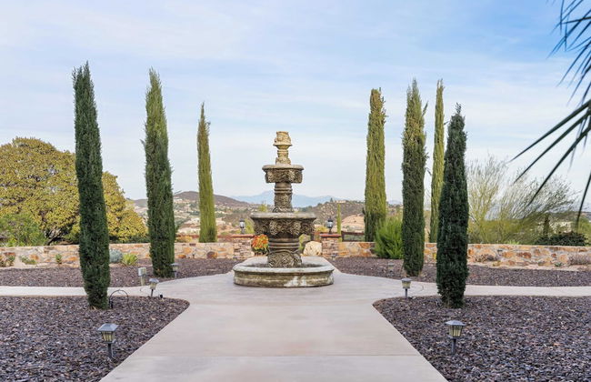 Hilltop Estate w/ Pool, Hot Tub, Fire Pit, Views Cleveland Vista by Avantstay - Foto 66