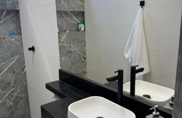 Casa aconchegante bem localizada - Photo 28