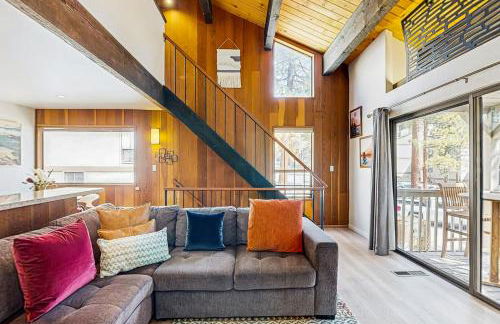 Lake Tahoe Adventure Base! Townhome with Pool Access - Photo 4