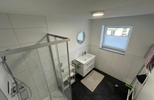 Modernes Apartment mit eigener Terrasse & Garten - Foto 15