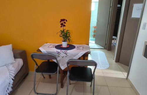 Apartamento completo com Wi-Fi, garagem em condomínio - Ideal para estadias tranquilas - Foto 13