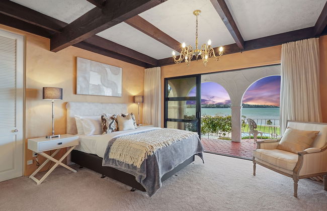 Magnificent Beachfront Mansion - Pool - Foto 17