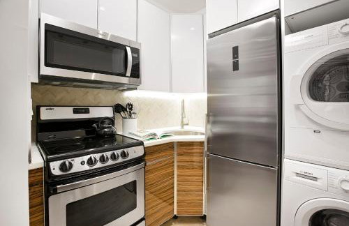 24-6 Gramercy area Newly reno Studio W D in unit - Photo 3