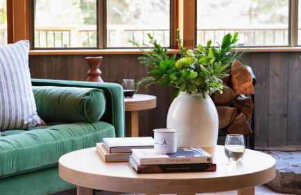 Timberline by AvantStay Stunning Chalet Cabin w Hot Tub Pool Table Home Theater - Foto 8