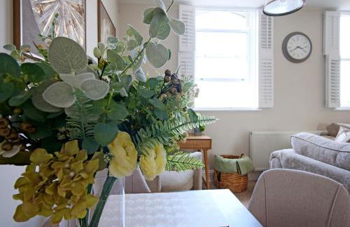 Apartment 11 Bluebridge with Free Parking - Photo 56