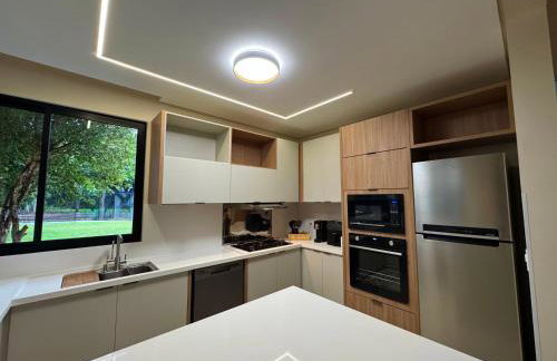 Casa Nova Ampla 3 Suítes e 1 Quarto - Foto 4