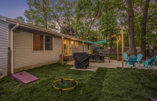 ATLAS - Whole House - 5BR 2BA - Hot Tub - Game Rooms - Theater - Fenced Backyard - Foto 41