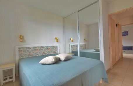 Charmant T3 avec Vue Panoramique sur la Mer, Terrasse, Piscine et à seulement 300m de la plage de la Roya - Foto 8