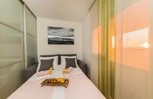 Paeninsula Studio Apartment - Photo 12