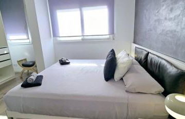 Ideal for families on the beach in Barcelona with a pool - Photo 10