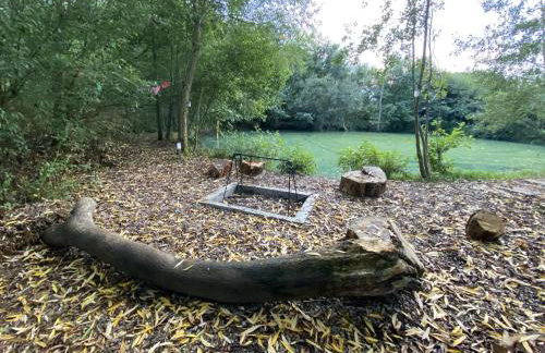 Arcadia Safari Tent in private 5 acre field - Foto 8