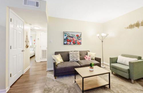 Dapper Digs - King Bed - Long Term Stays - Duke - Foto 6