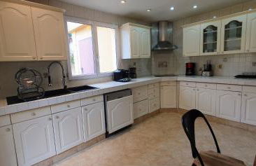 COQUELICOT - Spacieuse maison 172m2 - 4 chambres - Parking Privé & Wifi Gratuit - Foto 15