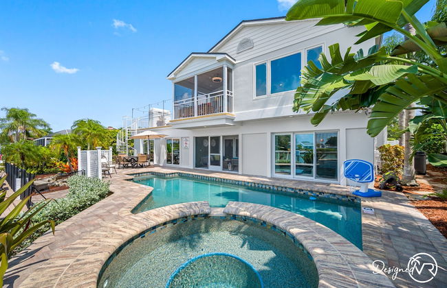 Chic 8BR with Heated Pool & Waterview - Photo 35