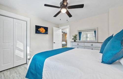 The Happy Place: 3BR Home on Quiet Street - Foto 7