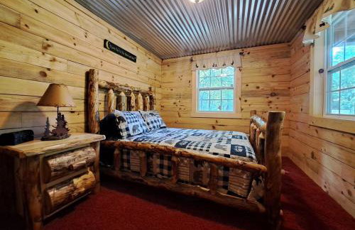 Hocking Hills Cabin, Hot Tub, Private Pond - Foto 37