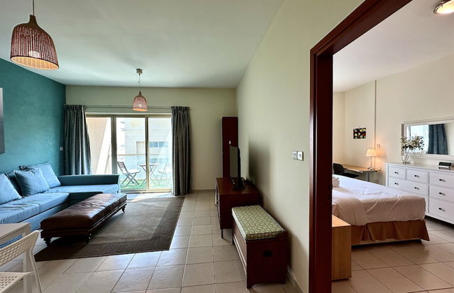 Lux BnB I Turia Tower I Lake & Garden View - Photo 11