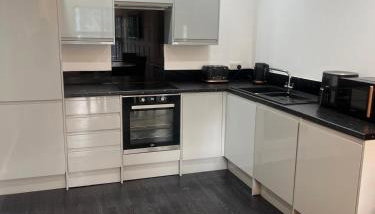 2 Bedroom Property at sovereign House free secure parking - Foto 4