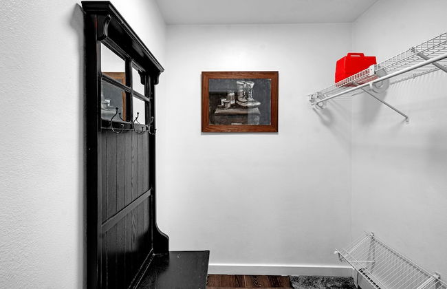 Fairbanks Fox Den 2 Bedroom Townhouse - Photo 26